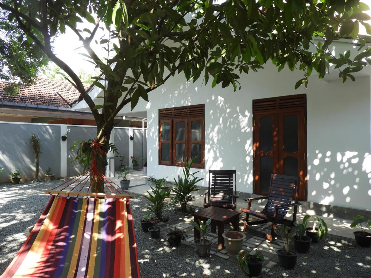 Me Yoga Villa Kumbalgama Exterior foto